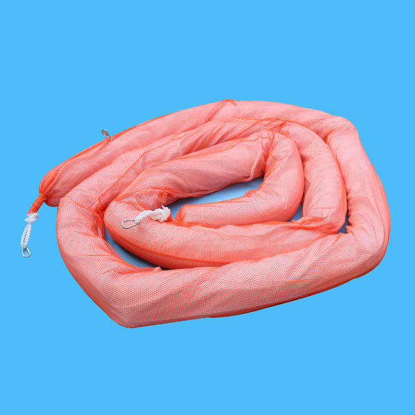 Mid wing FG activated carbon adsorption pad